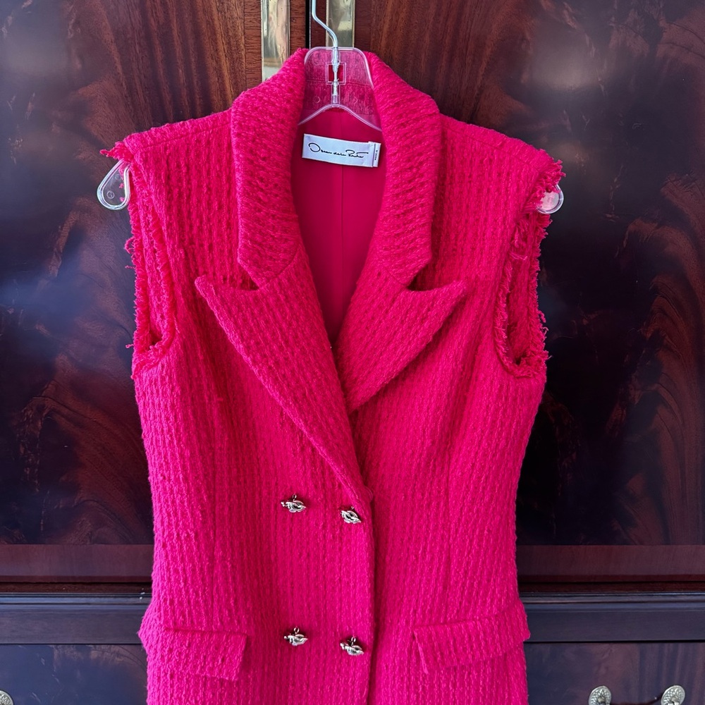 Oscar de la Renta Red Boucle Tweed Dress - Picture 9 of 17